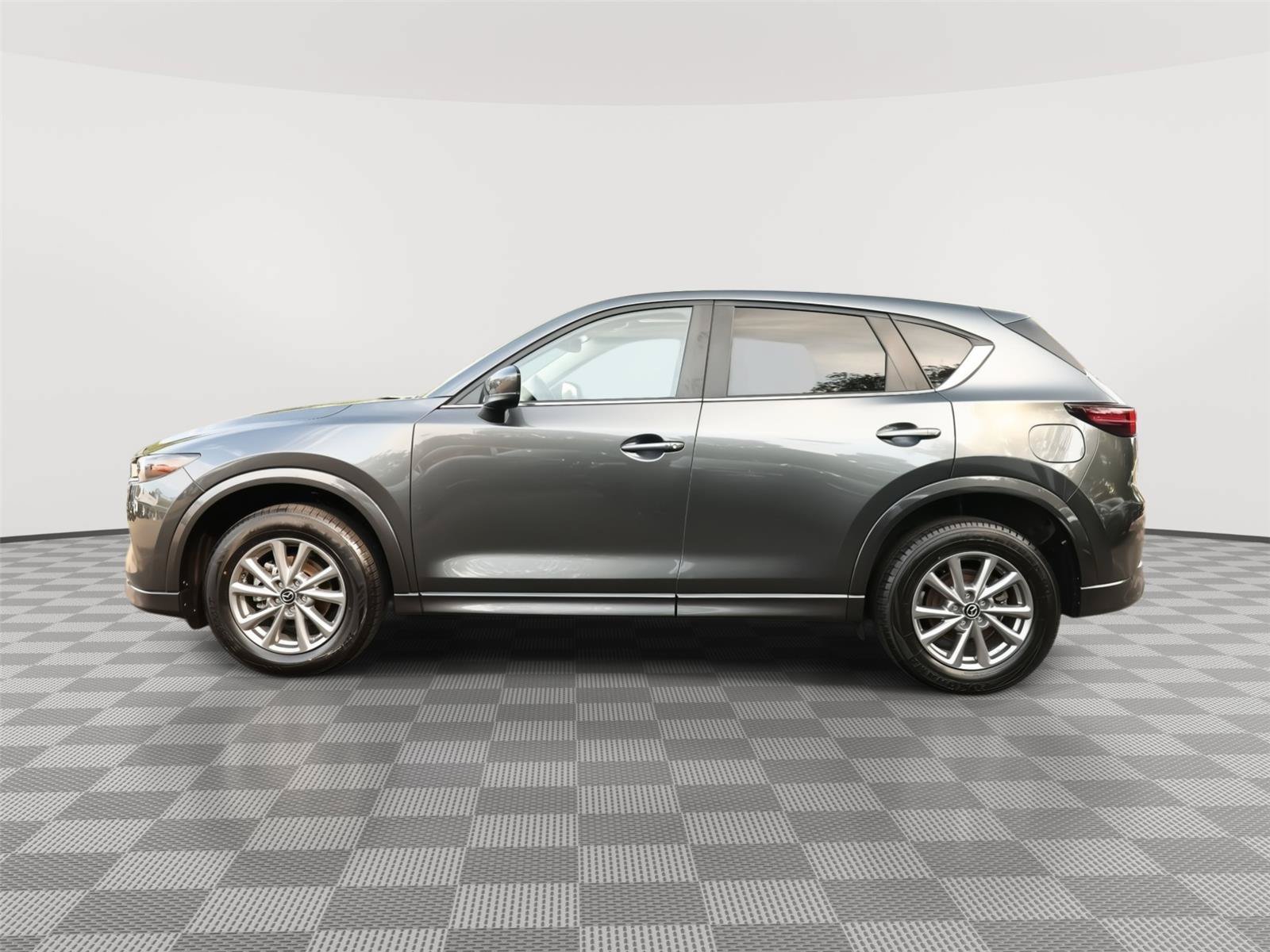 Used 2025 MAZDA CX-5 AWD 2.5 S w/ Preferred Package image 4
