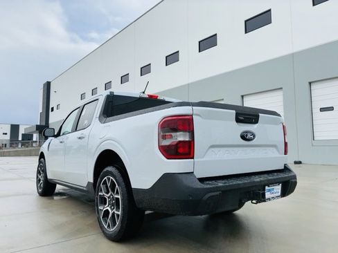 New 2026 Ford Maverick Lariat image 4