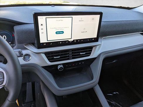 New 2026 Ford Explorer Active image 12