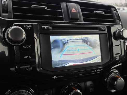 Certified 2018 Toyota 4Runner TRD Off-Road Premium image 29