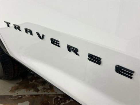 New 2026 Chevrolet Traverse RS w/ LPO, Floor Liner Package image 28