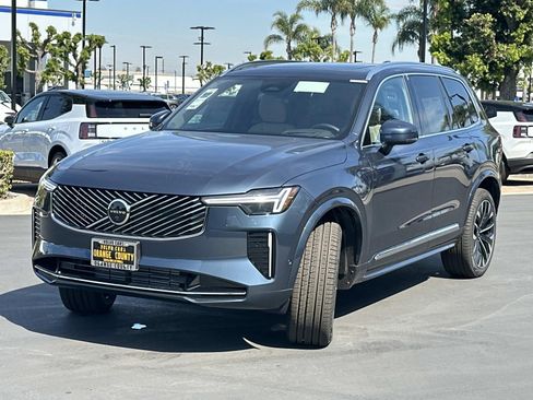 New 2026 Volvo XC90 T8 Ultra w/ Protection Package Premier AWD/4WD image 3