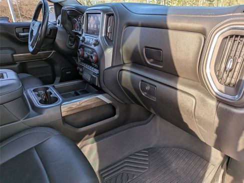 Used 2021 Chevrolet Silverado 1500 LT Trail Boss w/ Convenience Package II image 31