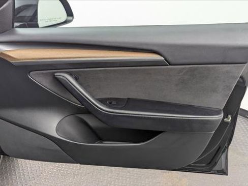 Used 2023 Tesla Model 3 Standard Range RWD image 21