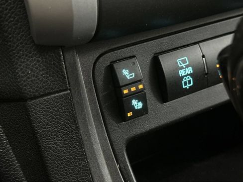 Used 2012 Chevrolet Traverse LT w/ All-Star Edition AWD/4WD image 34