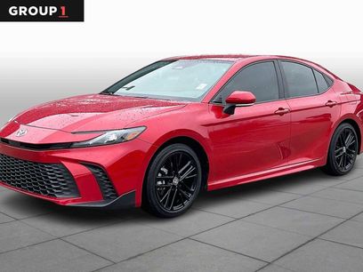 Used 2025 Toyota Camry SE w/ Convenience Package