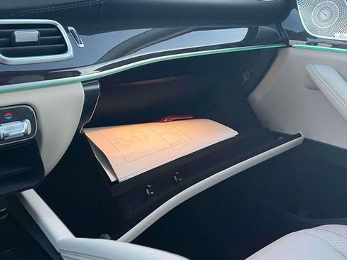 Used 2022 Mercedes-Benz GLS 450 4MATIC image 27