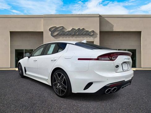 Used 2022 Kia Stinger GT2 w/ Red Interior Color Package RWD image 5