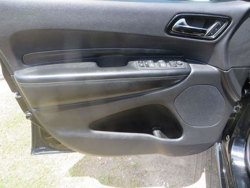 Used 2022 Dodge Durango GT RWD image 11