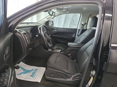 Used 2017 GMC Canyon SLE RWD image 4