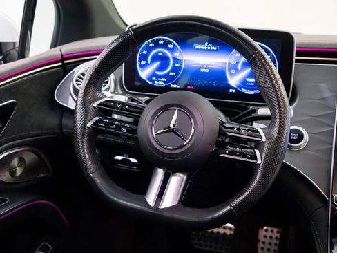 Used 2023 Mercedes-Benz EQS 450+ 4MATIC Sedan image 11