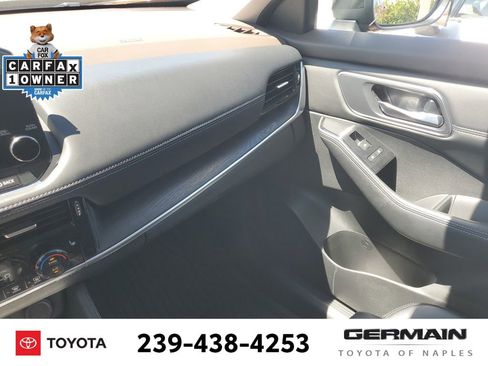 Used 2022 Nissan Rogue Platinum w/ Head-Up Display Package image 36