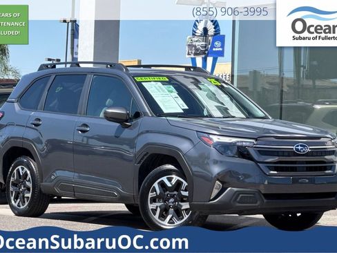 Certified 2025 Subaru Forester Premium AWD/4WD image 1