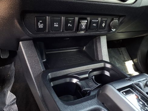 Used 2023 Toyota Tacoma TRD Off-Road w/ Technology Package RWD image 16