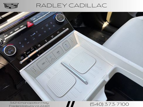 Used 2025 Hyundai Santa Fe Calligraphy AWD/4WD image 10
