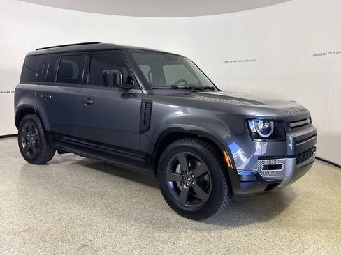 Used 2023 Land Rover Defender 110 X-Dynamic SE AWD/4WD image 7