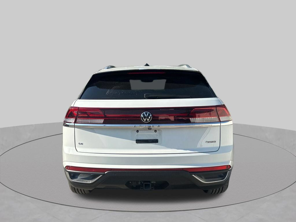 Used 2024 Volkswagen Atlas Cross Sport SE AWD/4WD image 4
