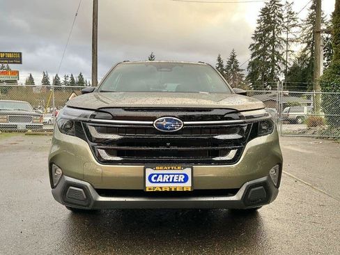 Certified 2025 Subaru Forester Touring AWD/4WD image 3