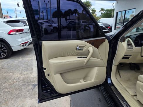 Used 2016 INFINITI QX80 2WD w/ Driver's Assistance Package image 21