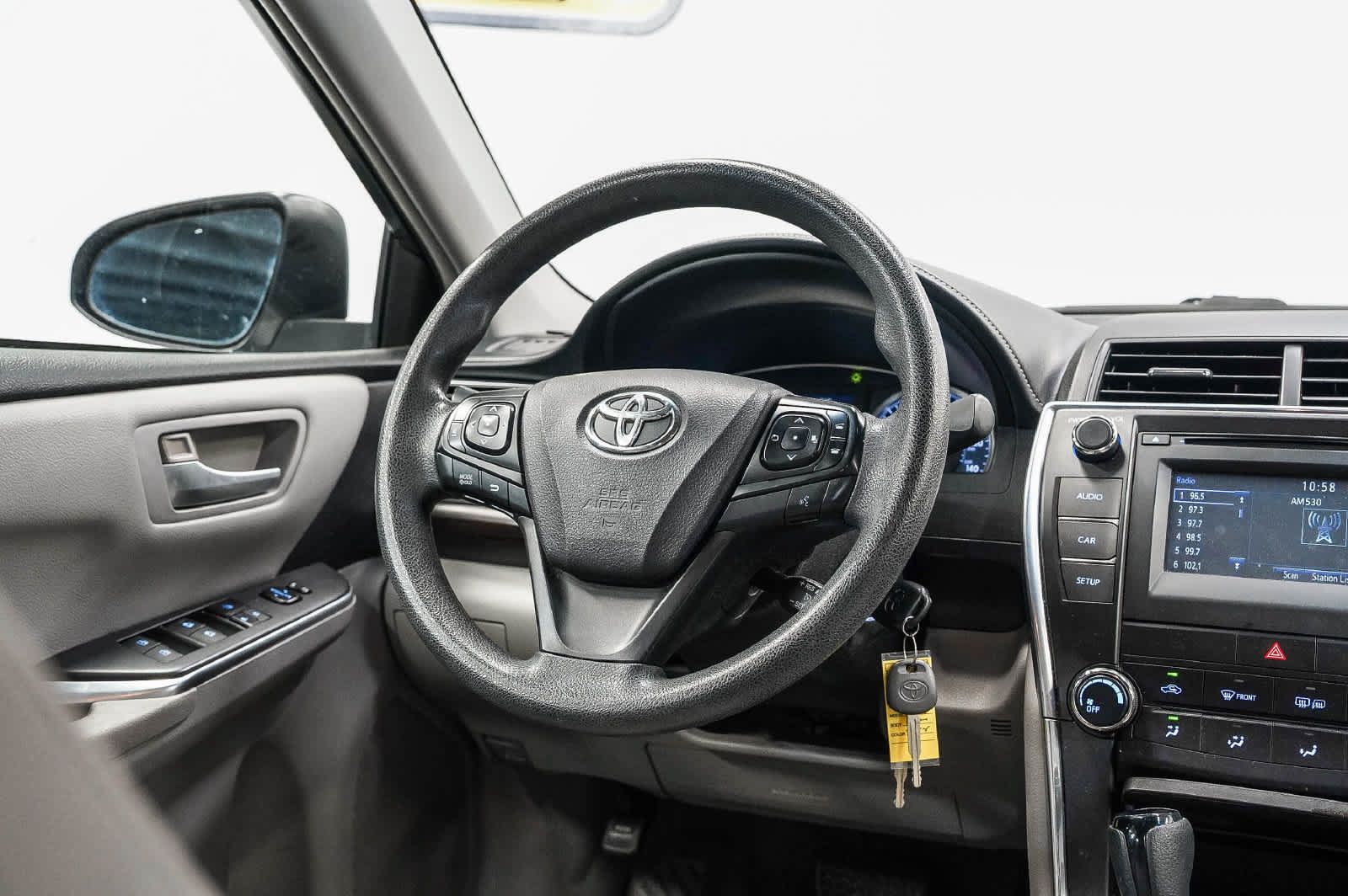 Used 2016 Toyota Camry LE FWD image 15