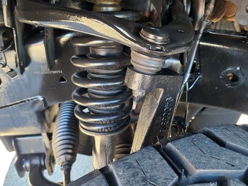 Used 2018 Ford F150 Lariat w/ Equipment Group 502A Luxury image 16