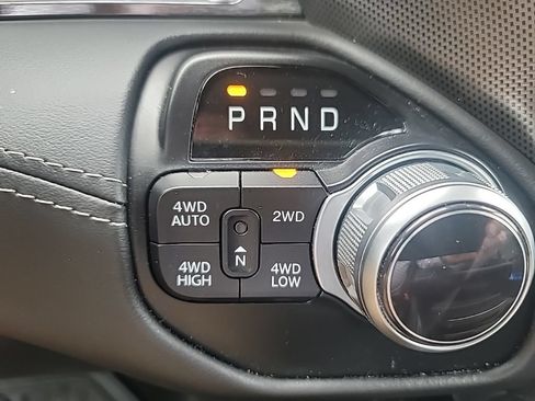 Used 2022 RAM 1500 Limited w/ Body Color Bumper Group AWD/4WD image 28