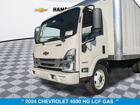New 2024 Chevrolet Low Cab Forward RWD image 9