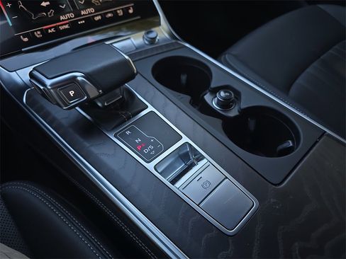 Used 2023 Audi A6 Premium Plus w/ Premium Plus Package image 24