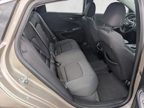 Used 2024 Chevrolet Malibu LT FWD image 16