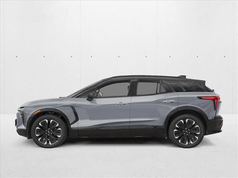 New 2026 Chevrolet Blazer EV RS image 3