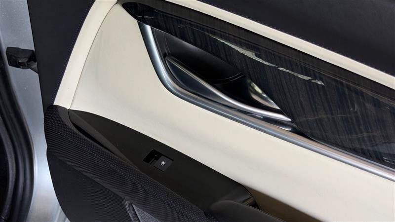 Used 2014 Cadillac XTS Platinum AWD/4WD image 41