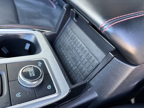 Used 2023 Ford Explorer ST-Line image 22