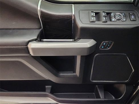 Used 2019 Ford F250 Platinum w/ Platinum Ultimate Package image 22