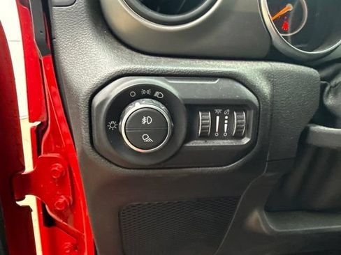 Used 2021 Jeep Gladiator Sport AWD/4WD image 20