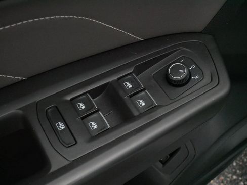 Certified 2023 Volkswagen Atlas SE AWD/4WD image 18