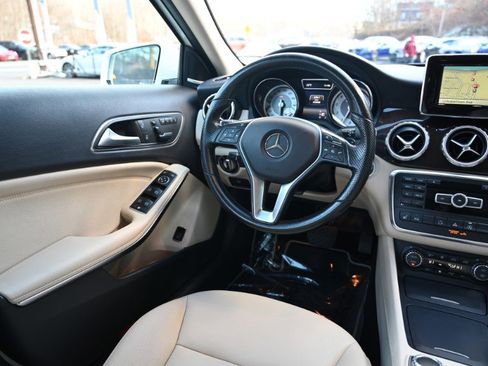 Used 2015 Mercedes-Benz GLA 250 4MATIC image 12