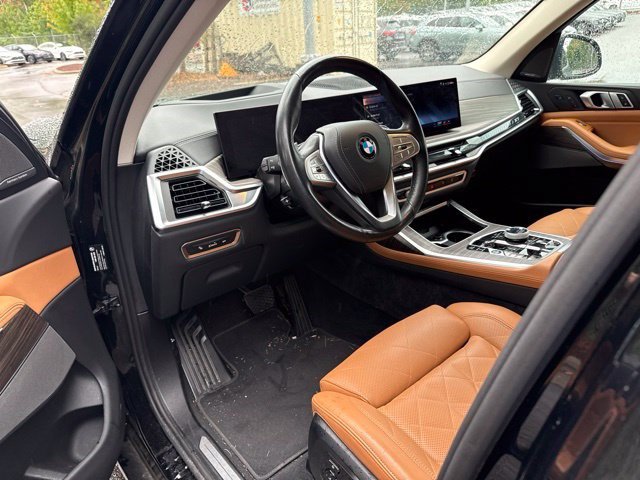 Certified 2025 BMW X7 xDrive40i w/ Executive Package AWD/4WD image 16
