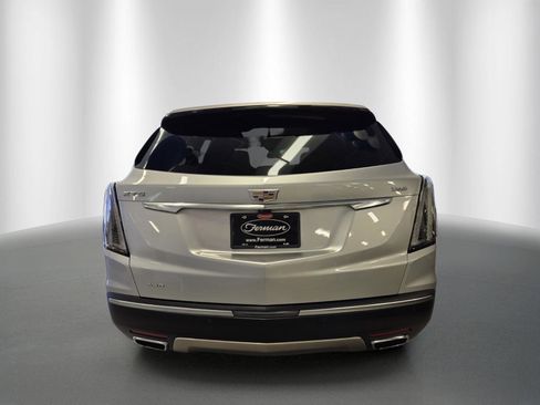 Used 2018 Cadillac XT5 Platinum w/ Driver Assist Package AWD/4WD image 6