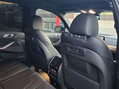 Used 2023 BMW X5 xDrive40i w/ M Sport Package image 28
