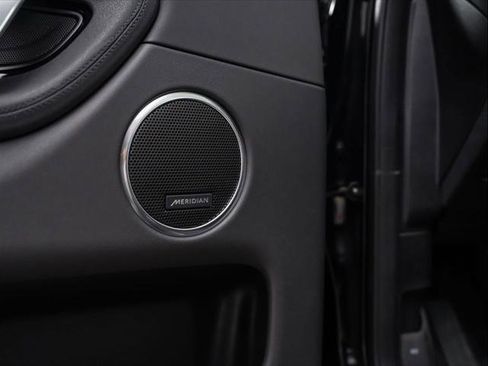 New 2025 Land Rover Discovery Sport S image 24