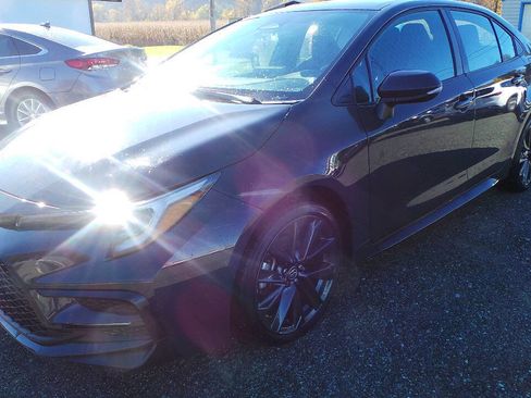 Used 2024 Toyota Corolla SE image 2