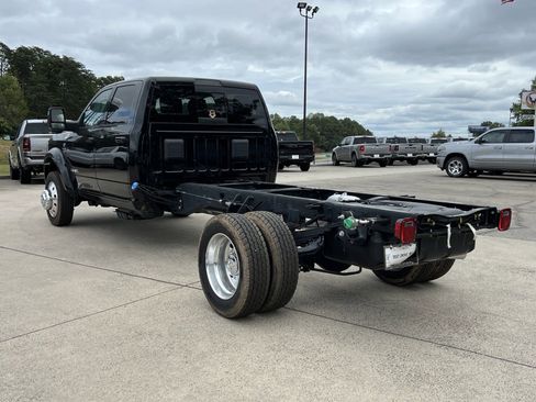 New 2024 RAM 5500 Laramie image 6