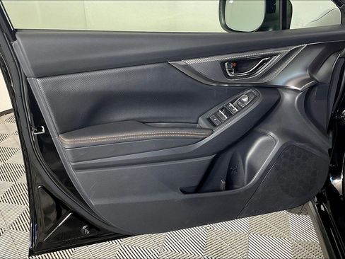 Used 2023 Subaru Crosstrek 2.5i Limited w/ Moonroof Package image 22