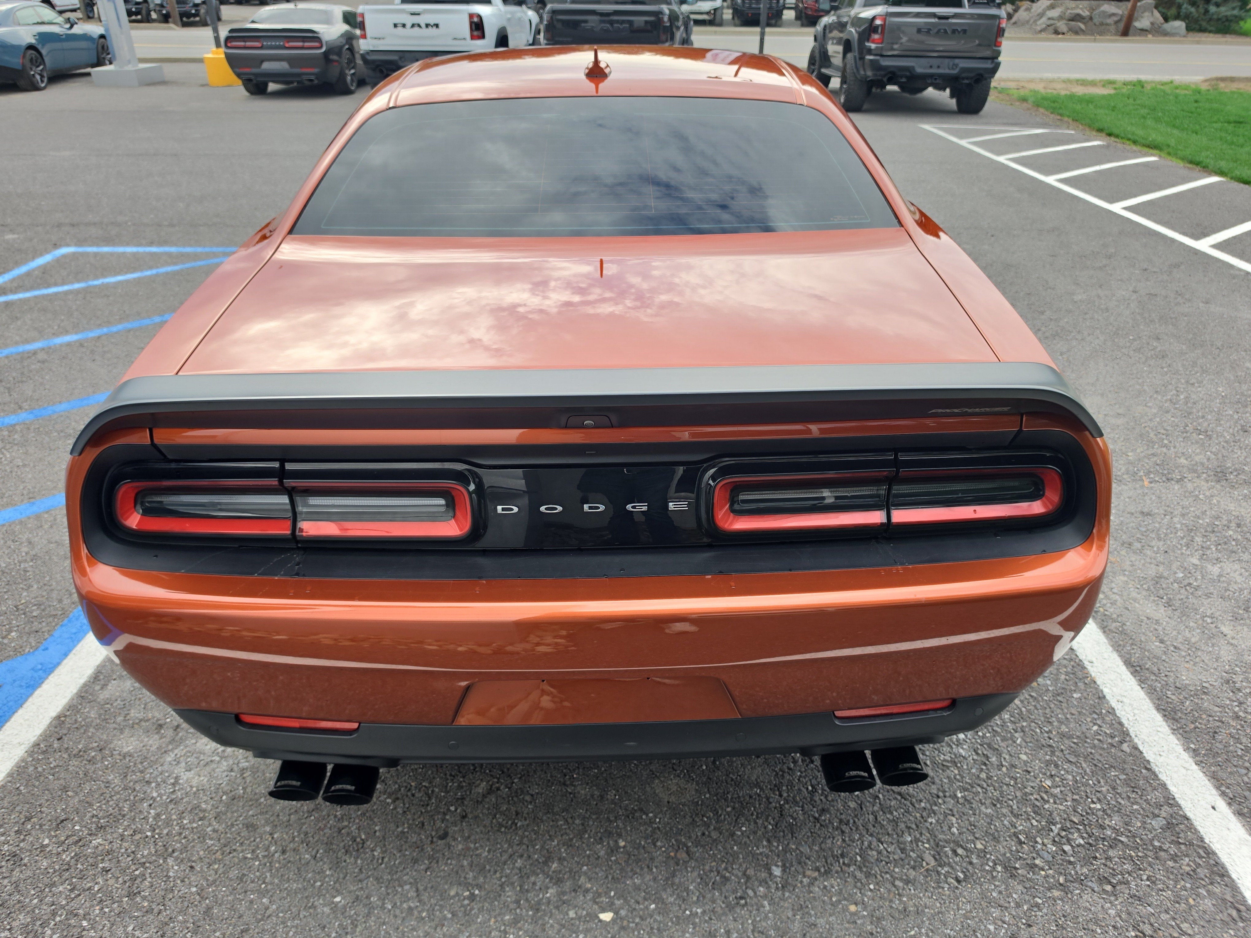 Used 2021 Dodge Challenger R/T Scat Pack RWD image 4