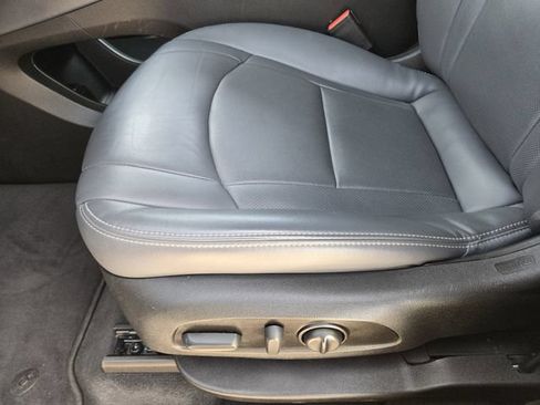 Used 2023 Buick Enclave Essence FWD image 23