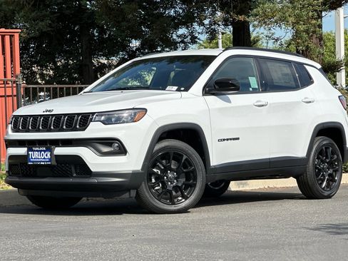 New 2025 Jeep Compass Latitude w/ Altitude Special Edition image 8