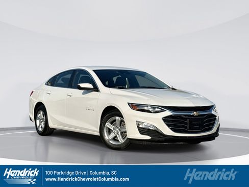 Used 2023 Chevrolet Malibu LS w/ Driver Confidence Package image 1