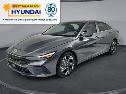 New 2025 Hyundai Elantra SEL w/ Cargo Package