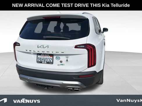 Used 2022 Kia Telluride SX w/ Towing Package image 2
