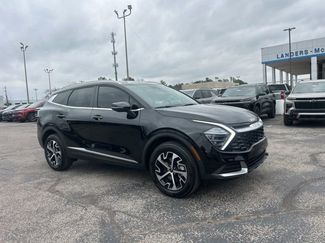 Used 2025 Kia Sportage EX video 1